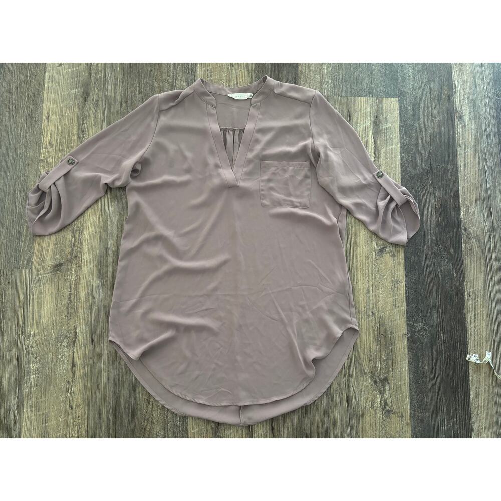 Lush Womens Mauve Taupe V-Neck Roll Tab Sleeve High Low Blouse Size Small‎